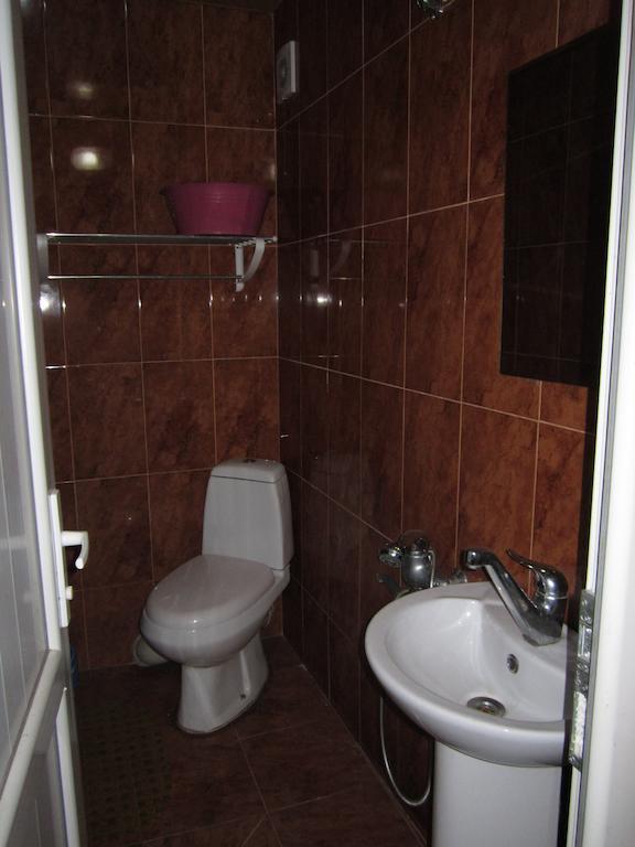 Guesthouse 97 In Batumi Zimmer foto